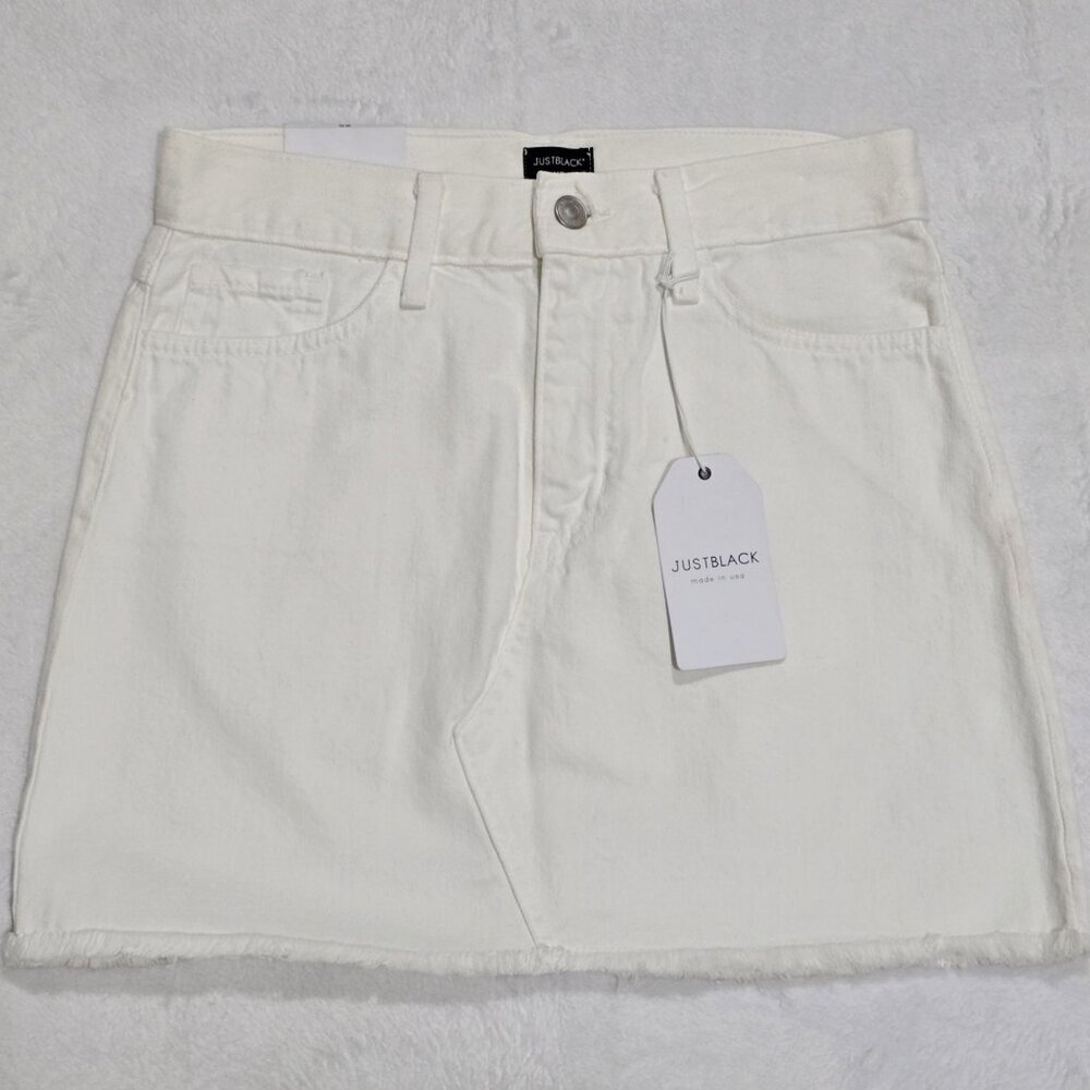 Just Black ✦ White High-Rise Denim Mini Skirt ✦ Raw Hem Structured Cotton XS NWT - Picture 2 of 12